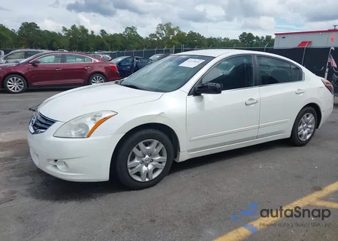 2010 Nissan Altima 2.5 S z USA, uszkodzony, nr VIN 1N4AL2APXAN409393